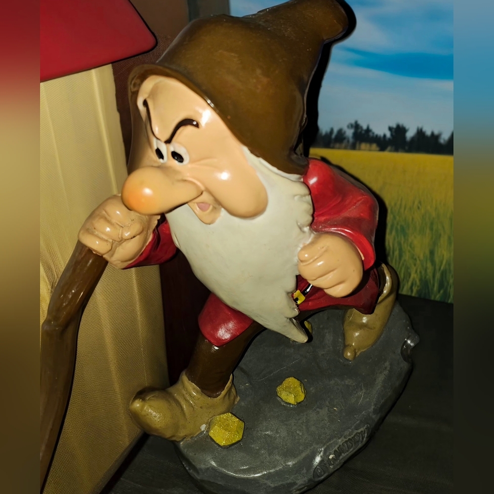 1 of snow whites 7 dwarves "grumpy"